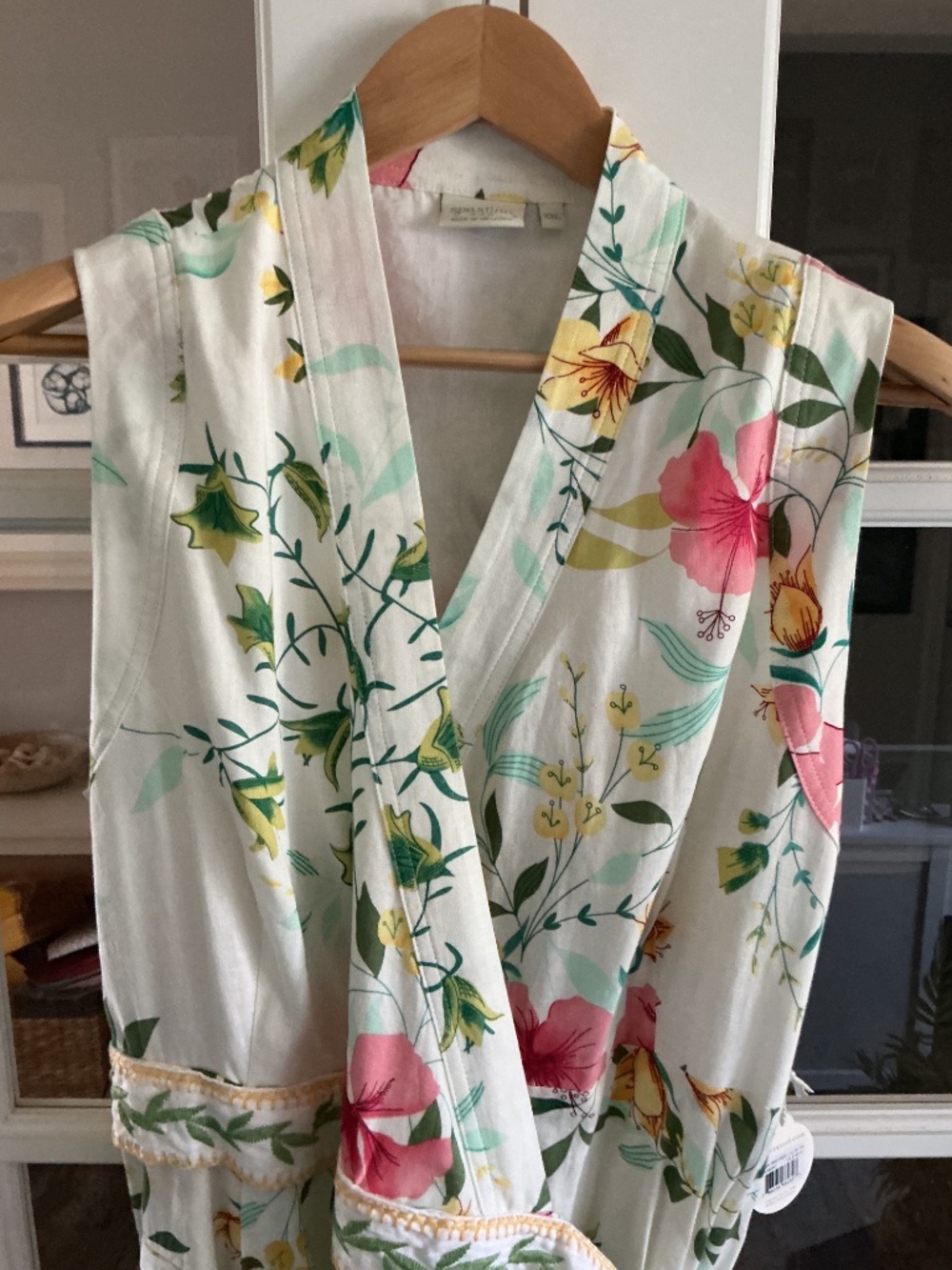 Floral Wrap Dress w/ pockets - XXL - Picture 6 of 8